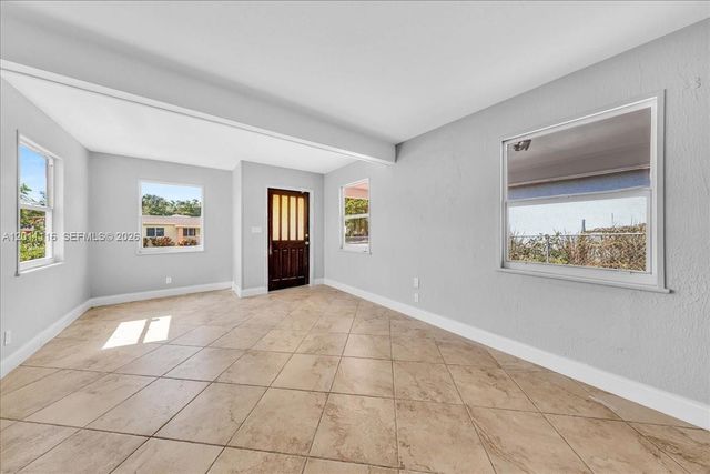 837 30th St, West Palm Beach, FL 33407
