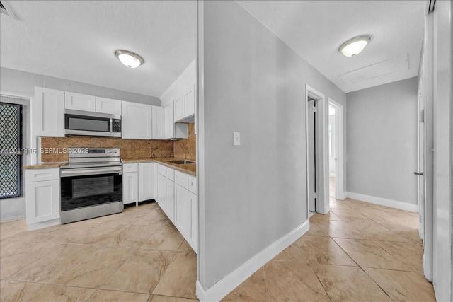 837 30th St, West Palm Beach, FL 33407