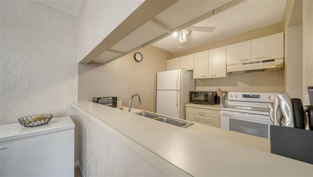 3609 59TH AVENUE W 4045, Bradenton, FL 34210