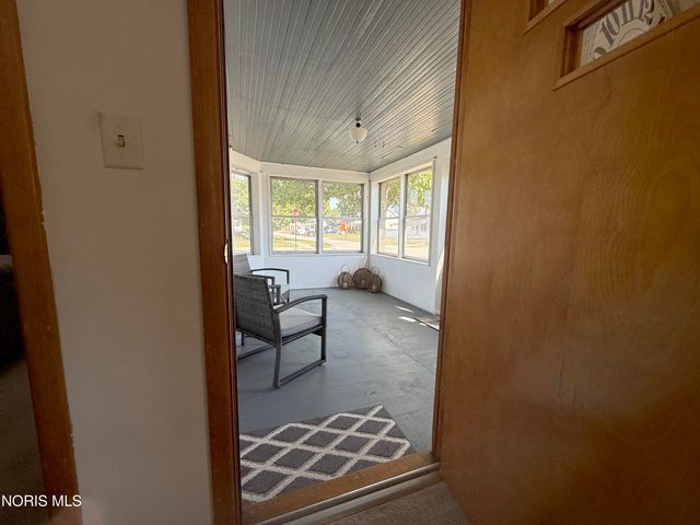 114 E Perry Street, Walbridge, OH 43465