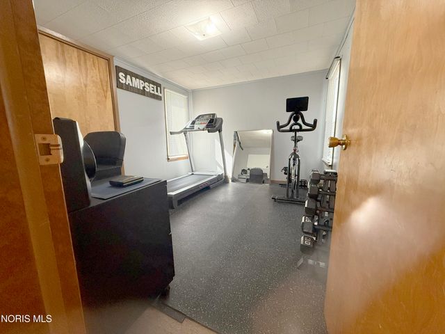 114 E Perry Street, Walbridge, OH 43465