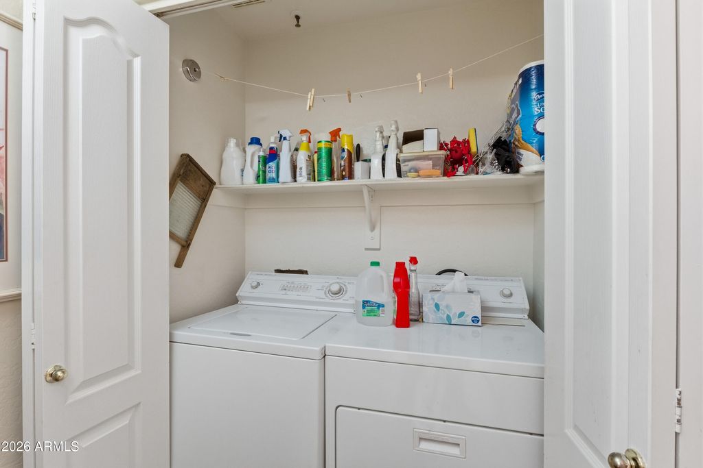 Image 18 of property listing at 13882 N 96TH Street, Scottsdale, AZ 85260