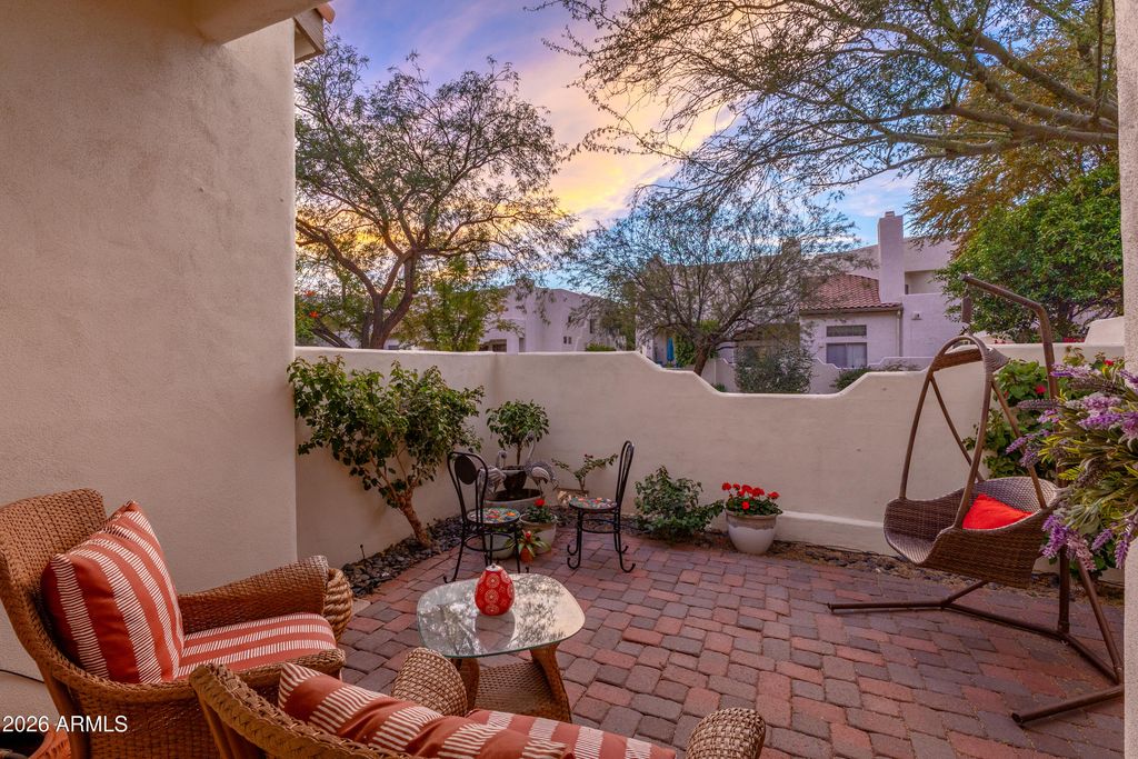 Image 31 of property listing at 13882 N 96TH Street, Scottsdale, AZ 85260