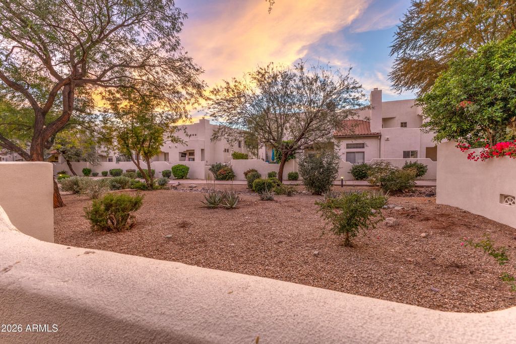 Image 34 of property listing at 13882 N 96TH Street, Scottsdale, AZ 85260