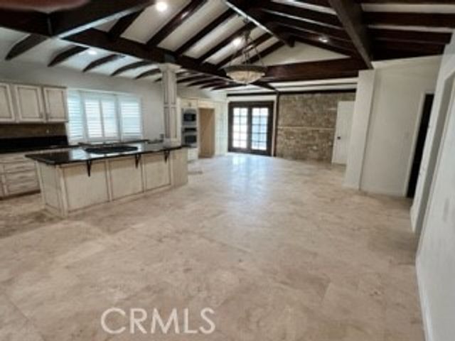 8461 Vicksburg, Los Angeles, CA 90045