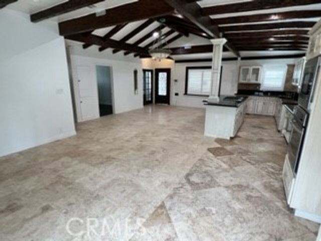 8461 Vicksburg, Los Angeles, CA 90045
