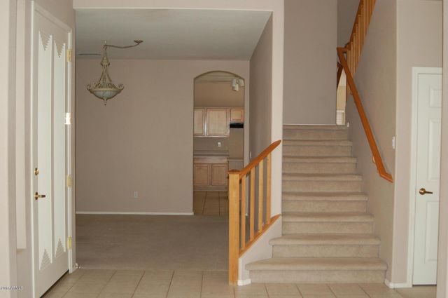 1041 W Longhorn Drive, Chandler, AZ 85286