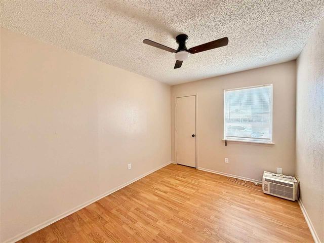 1413 SW Pennsylvania Ave, Lawton, OK 73501