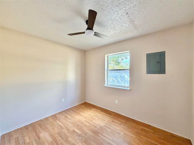 1413 SW Pennsylvania Ave, Lawton, OK 73501