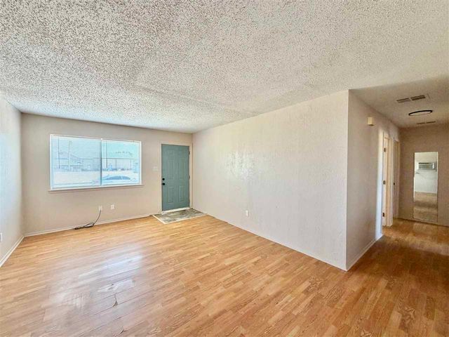 1413 SW Pennsylvania Ave, Lawton, OK 73501