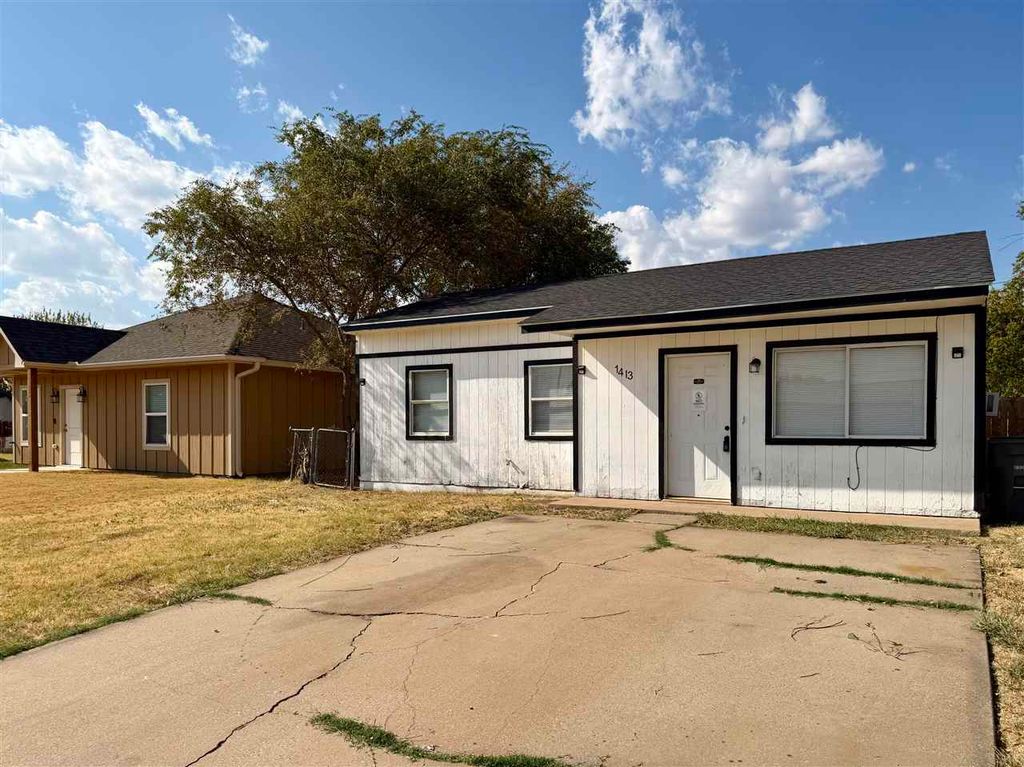 1413 SW Pennsylvania Ave, Lawton, OK 73501