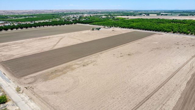 7038 Mcnutt Road, Anthony, NM 88021