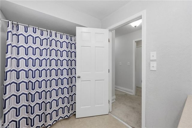 4139 1st ST, Chesapeake, VA 23324