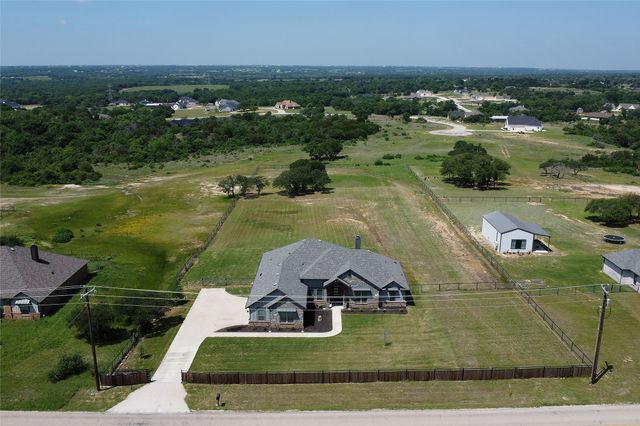 587 Old Agnes Road, Weatherford, TX 76088