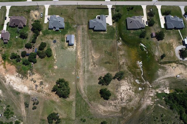 587 Old Agnes Road, Weatherford, TX 76088