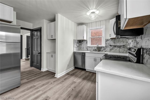 862 Keystone Drive, Cleveland Heights, OH 44121