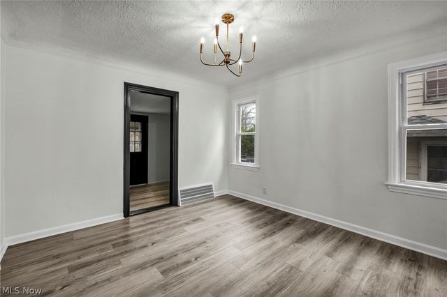 862 Keystone Drive, Cleveland Heights, OH 44121