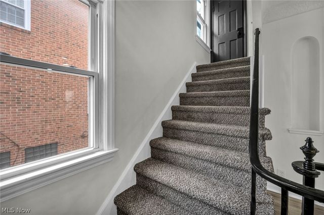 862 Keystone Drive, Cleveland Heights, OH 44121