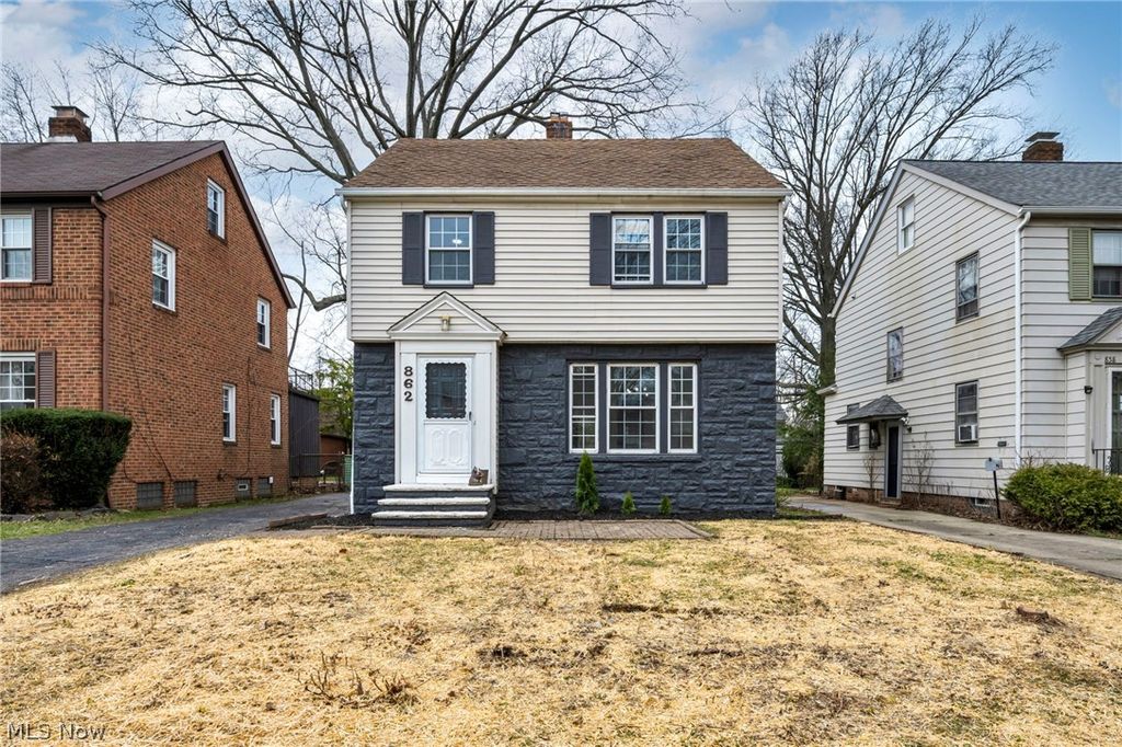 862 Keystone Drive, Cleveland Heights, OH 44121