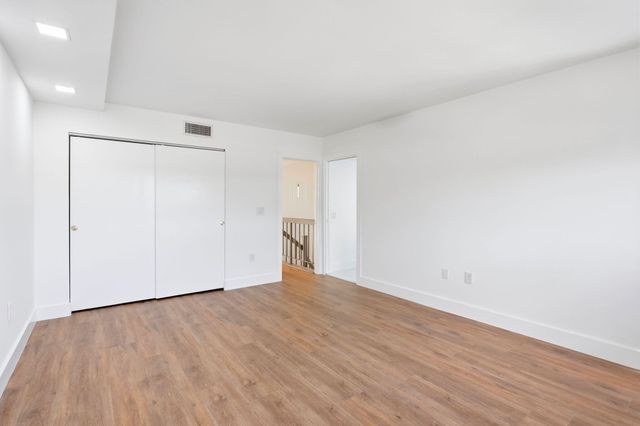 1222 Hillsboro Mile 15, Hillsboro Beach, FL 33062