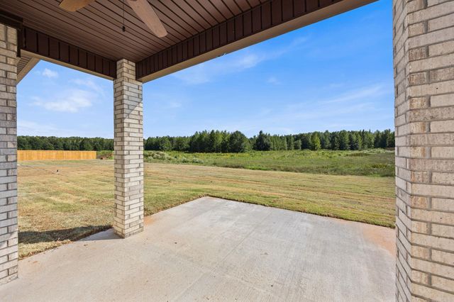2324 Lakewood Circle, Cabot, AR 72023