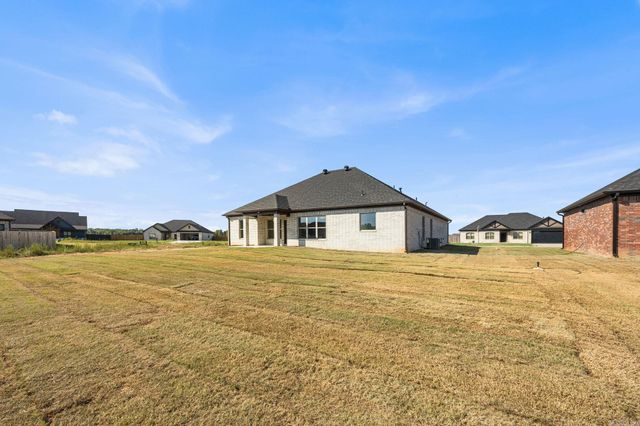 2324 Lakewood Circle, Cabot, AR 72023