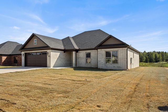 2324 Lakewood Circle, Cabot, AR 72023