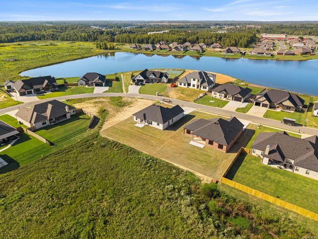 2324 Lakewood Circle, Cabot, AR 72023