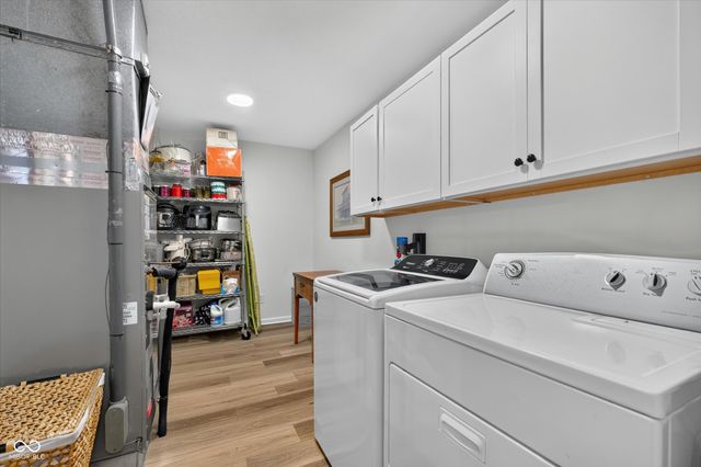 1492 Woodscliff Drive, Anderson, IN 46012