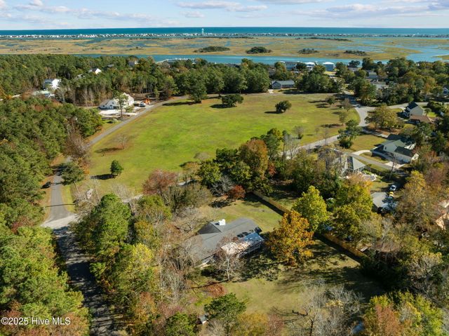 111 Scotch Bonnet Way, Hampstead, NC 28443