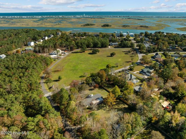 111 Scotch Bonnet Way, Hampstead, NC 28443