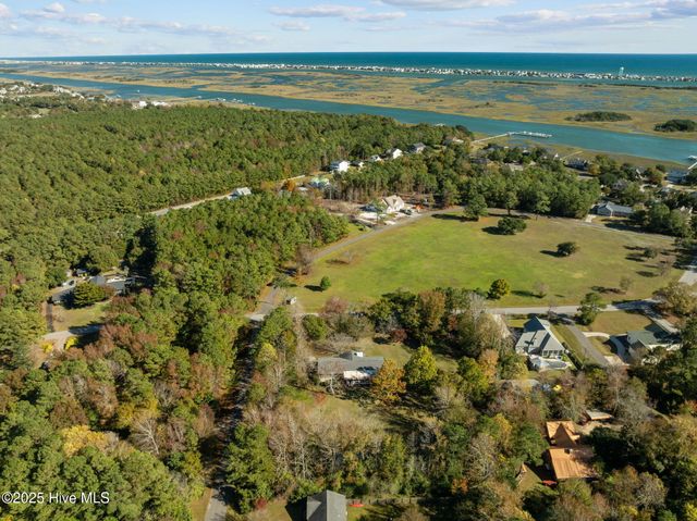 111 Scotch Bonnet Way, Hampstead, NC 28443