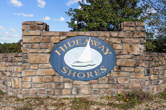 111 Scotch Bonnet Way, Hampstead, NC 28443