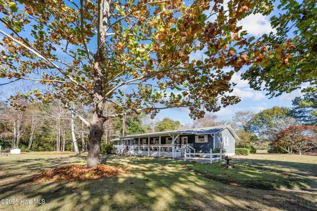 111 Scotch Bonnet Way, Hampstead, NC 28443