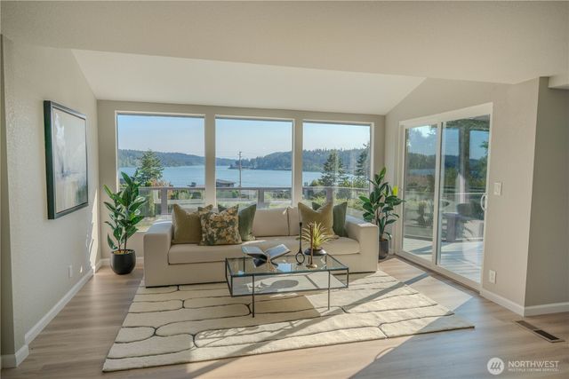 15210 Gibralter Road, Anacortes, WA 98221