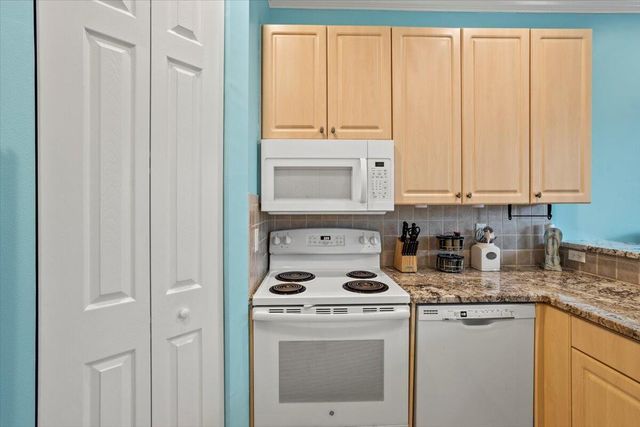 505 Mariner Bay Boulevard, Fort Pierce, FL 34949