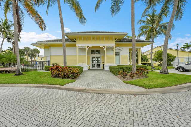 505 Mariner Bay Boulevard, Fort Pierce, FL 34949