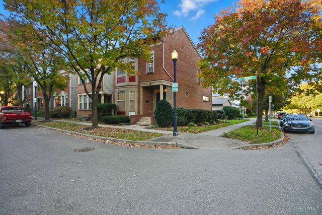 943 Weninger Circle, Cincinnati, OH 45203