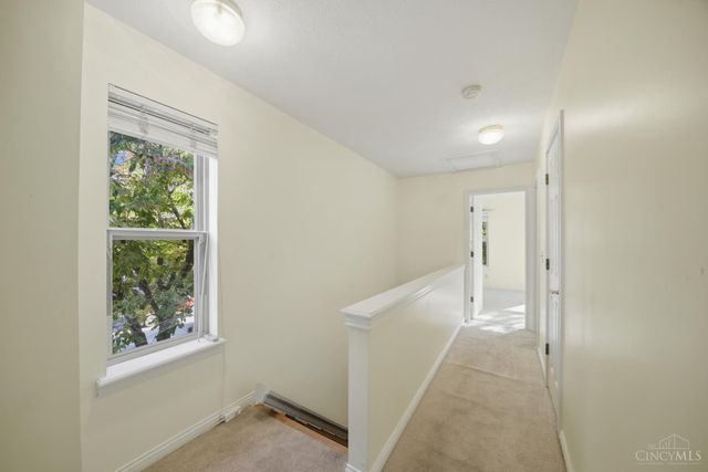 943 Weninger Circle, Cincinnati, OH 45203