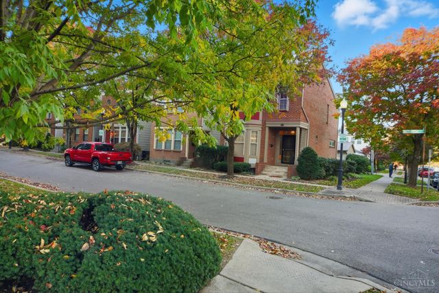 943 Weninger Circle, Cincinnati, OH 45203