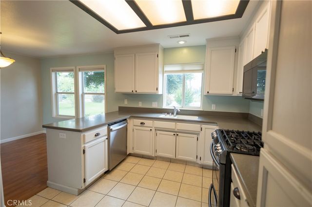 6042 Grange, Corning, CA 96021