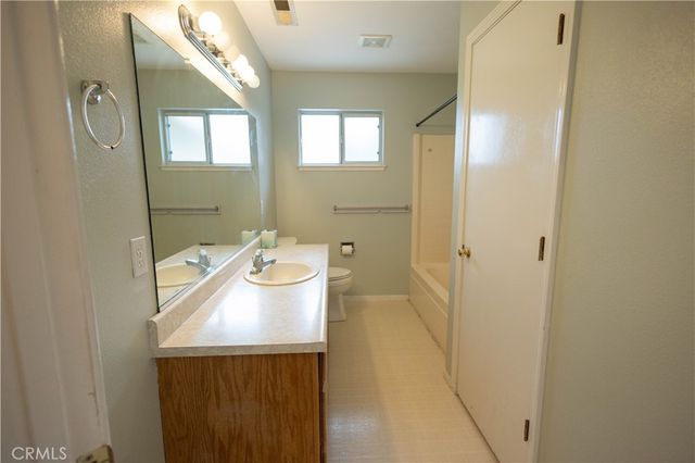 6042 Grange, Corning, CA 96021