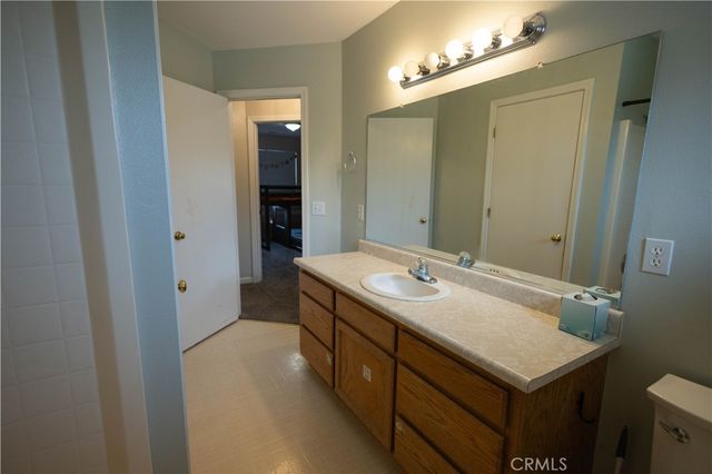 6042 Grange, Corning, CA 96021