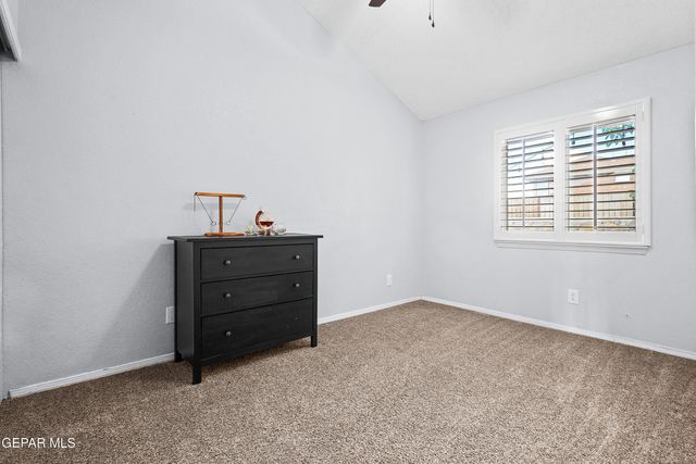 10900 ERNIE BANKS Drive, El Paso, TX 79934