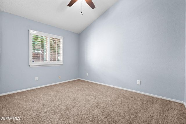 10900 ERNIE BANKS Drive, El Paso, TX 79934
