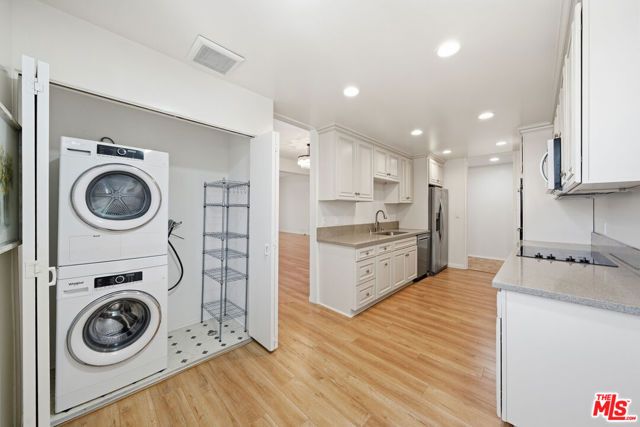 141 S Linden Drive 206, Beverly Hills, CA 90212