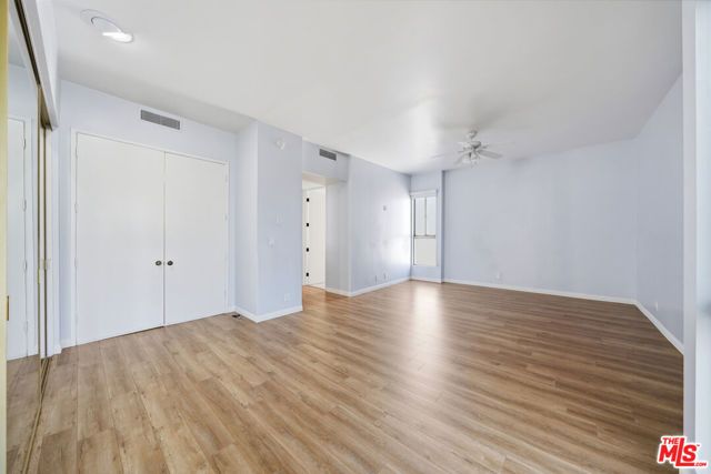 141 S Linden Drive 206, Beverly Hills, CA 90212