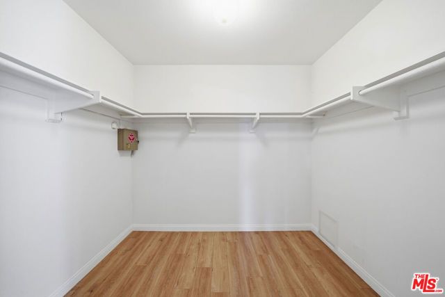 141 S Linden Drive 206, Beverly Hills, CA 90212