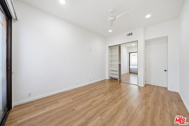 141 S Linden Drive 206, Beverly Hills, CA 90212