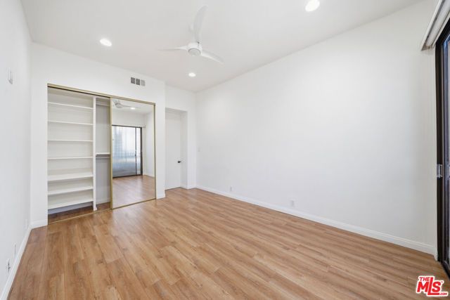 141 S Linden Drive 206, Beverly Hills, CA 90212